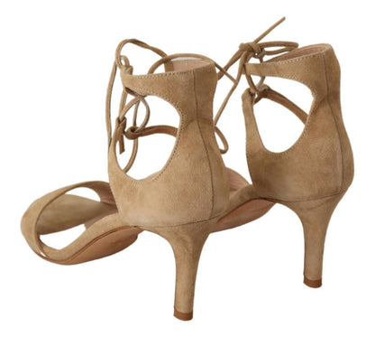 Maria Christina Elegante Ankle Strap Heels aus Wildleder in Beige